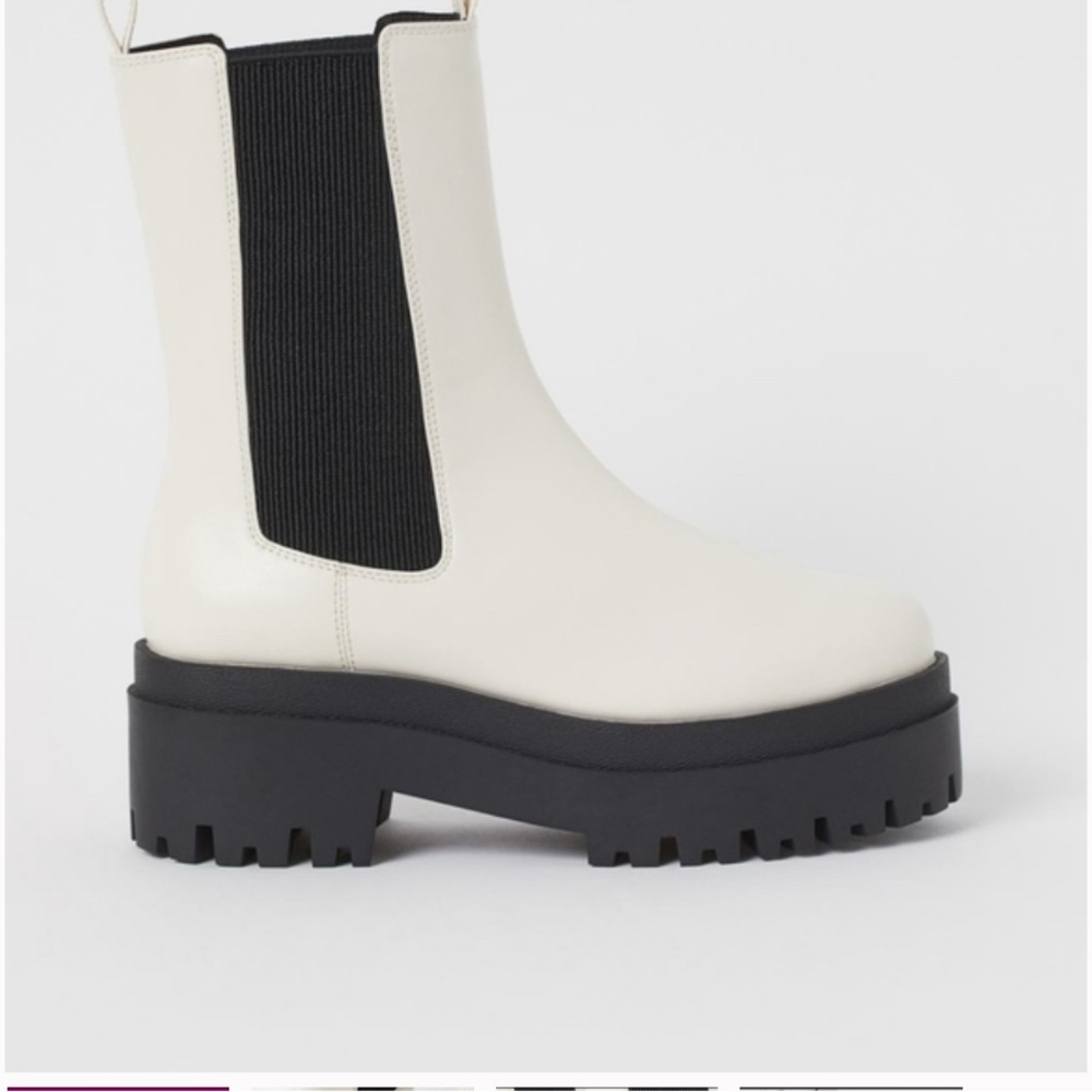 H&M Stylish platform white Cream and Black Chelsea Boots - Picture 2 of 6